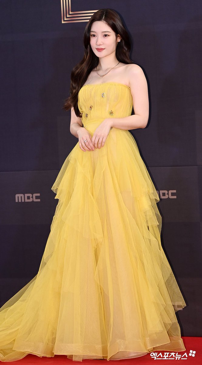 Chaeyeon Bar tweet media