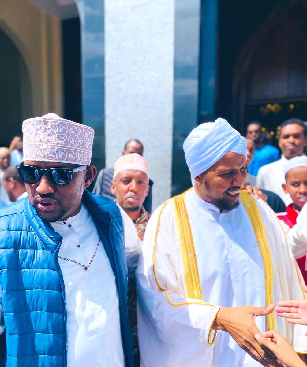 Asmali77's tweet photo. It is humbling to see how Muslims love and respect Sheikh Abdirashid Sheikh Ali Sufi, one of the best Islamic scholars and reciter of the Holy Quran. It’s was an honor to pray with him this Friday afternoon at Masjid Hanbal, South C. @Abu_madrood @AwJeffers @shukri_churicha https://t.co/DyXPlHg3uo