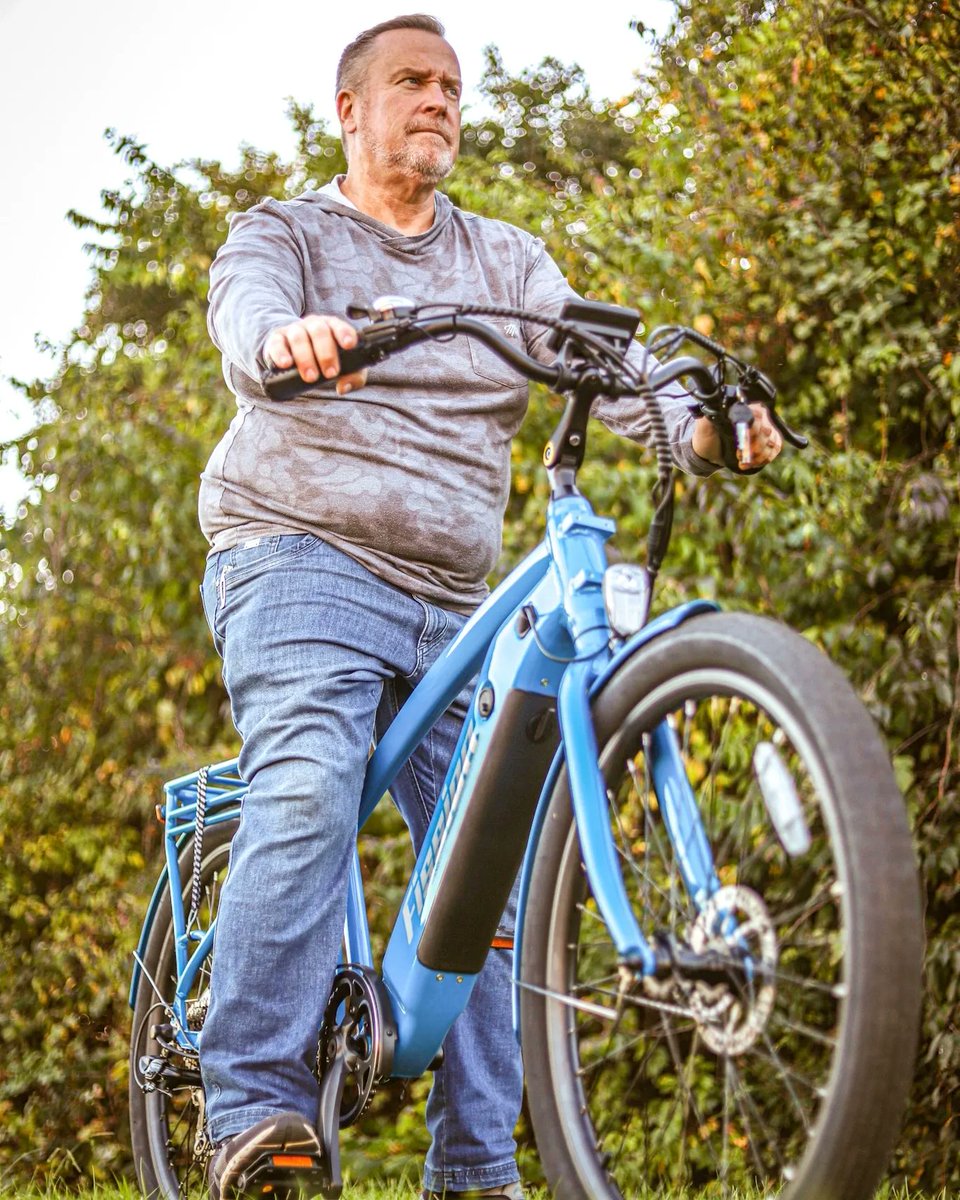 If your goal this New Year is to exercise more, forget about the gym and get yourself an ebike! 

Both QuietKat and Fission are ebikes that will take you farther, faster, and quieter than ever before 🚲 

buff.ly/3PljihC

#ebike #quietkat #fissionebike