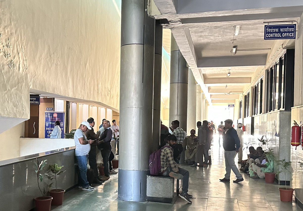 NarendVarma's tweet photo. See families waiting outside on floor… https://t.co/CoHGDfLnIp