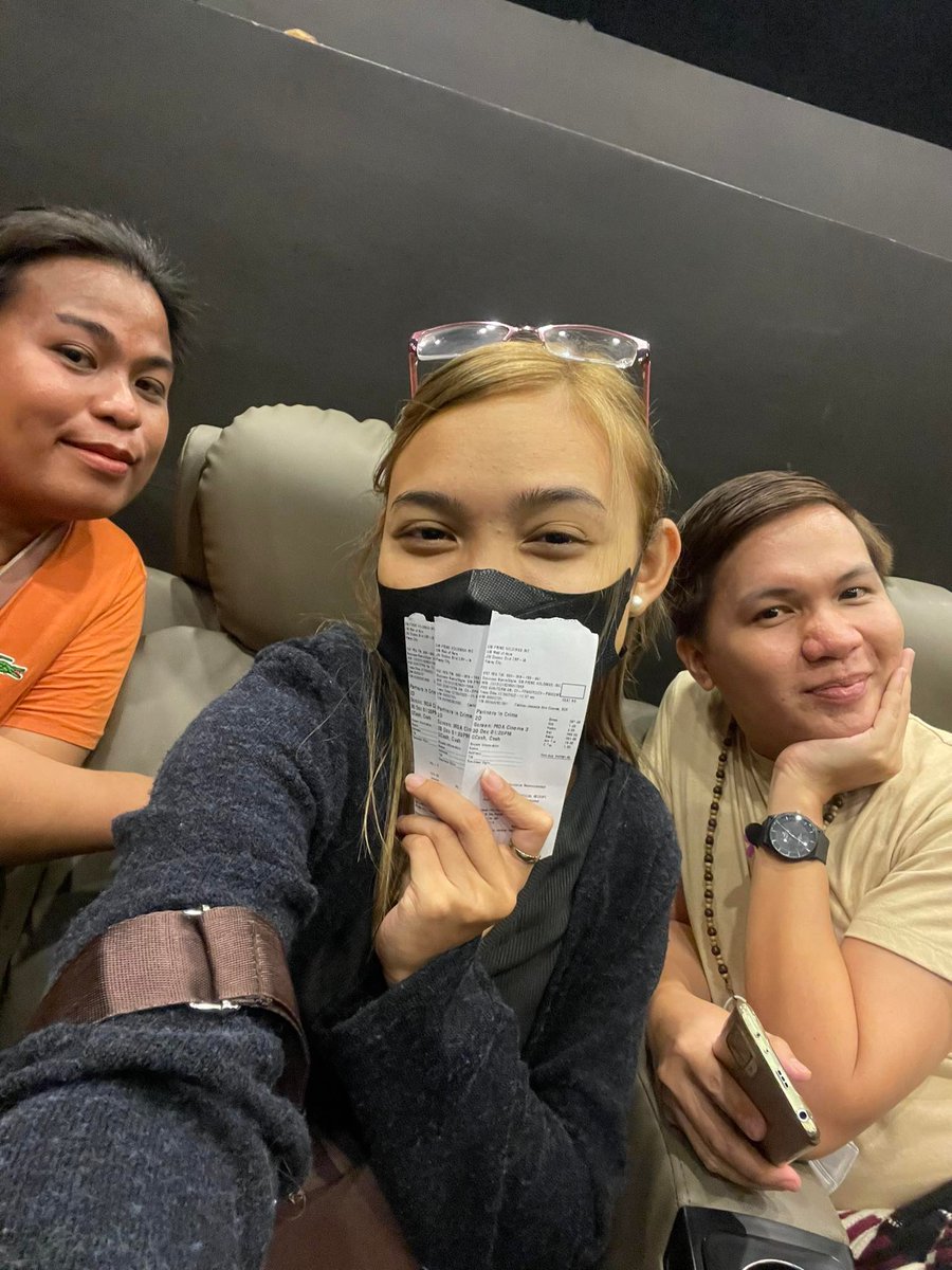 imjust_pits's tweet photo. Woohoo!!! Finally! A December to remember! Spending this holiday watching #PartnersInCrime with my friends! Aba! Syempre! This wouldn't be a December to remember if di namin mapapanood ang entry ng #unkabogable Phenomenal Box Office Superstar @vicegandako with @IvanaAlawi ❤️💚💙 https://t.co/oiXtbHH6Yp