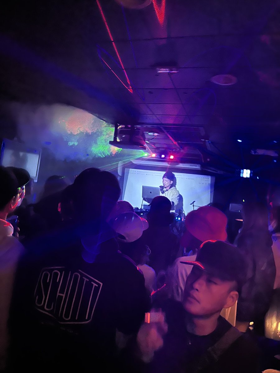 yasu1119breath's tweet photo. やっぱ19freshパナイ👍
大暴年会楽しい夜でした🤝
ありがとうございました🙏
#大暴年会
#19Fresh
#枚方 #BarMono
#Live https://t.co/zNtItkhAE7