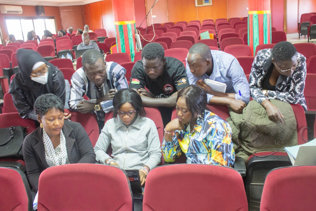fgm_global's tweet photo. On Dec 27th & 28th, 2022, a meeting was held in #Ouagadougou to report on Burkina Faso's participation in the @fgm_global roundtable against FGM & the establishment of the consortium chapter of the Burkina section.
#UNFPA
#UNICEF
#MINISTRYOFFAMILYANDGENDER
#AFRIAN
#RBJPEMGF https://t.co/GJVzEeUg4A