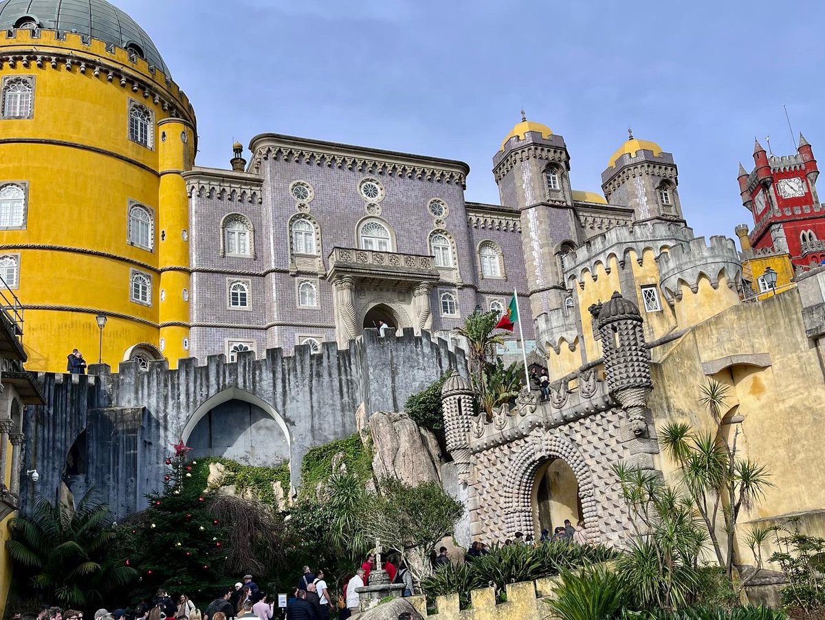 Juliedurrant25's tweet photo. Great way to end the year 2022 visiting 3 @UNESCO World Heritage Sites #JeronimosMonastery #TheBelemTower #Sintra #Lisboa #outstanding #Universal #value #humanity https://t.co/JynMPMxj3G