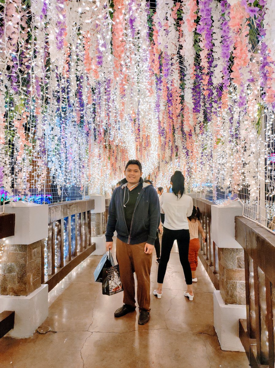 JorenAsuncion's tweet photo. Eastwood 12/30/2022
#shopping
#preparingfornewyear https://t.co/2VrfOF2m6D