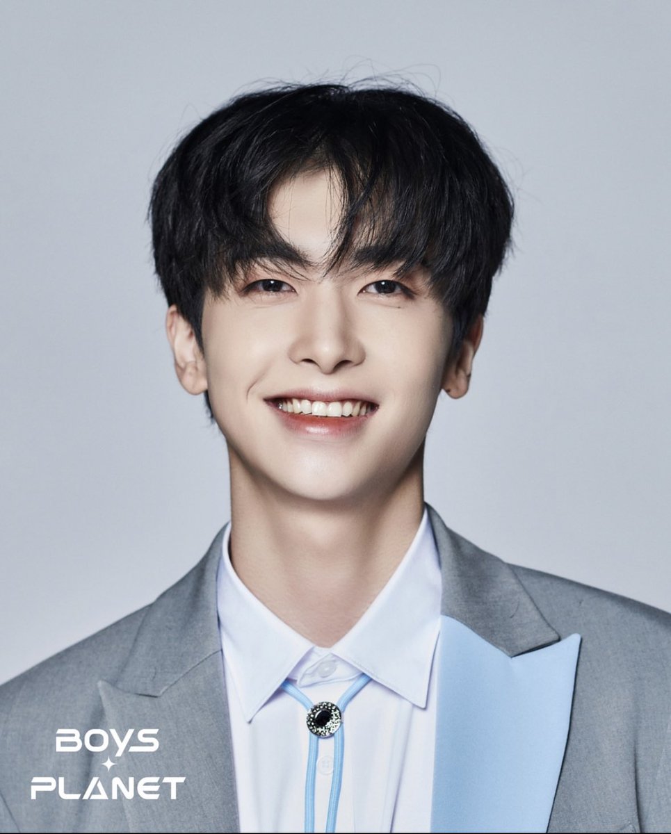 combination_10's tweet photo. [BOYS PLANET] 이동열 LEE DONG YEOL I K그룹 @시그널송 '난 빛나 (Here I Am)' 개인 직캠 평가

https://t.co/3bFkO4TQ5v

이동열연습생 👍🏻좋아요 📹조회수
많이 부탁드립니다 💛

#boysplanet #보이즈플래닛 #엠넷 #LEEDONGYEOL #이동열 #샤오 https://t.co/rbhCbA0sBL