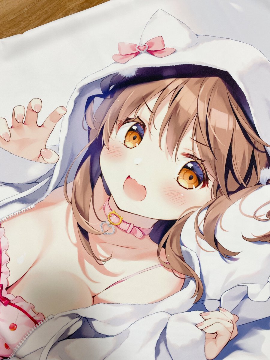 新刊2冊、先着のミニ屏風、抱き枕🫶🏻
(カレンダー持って帰るの忘れた🥲)