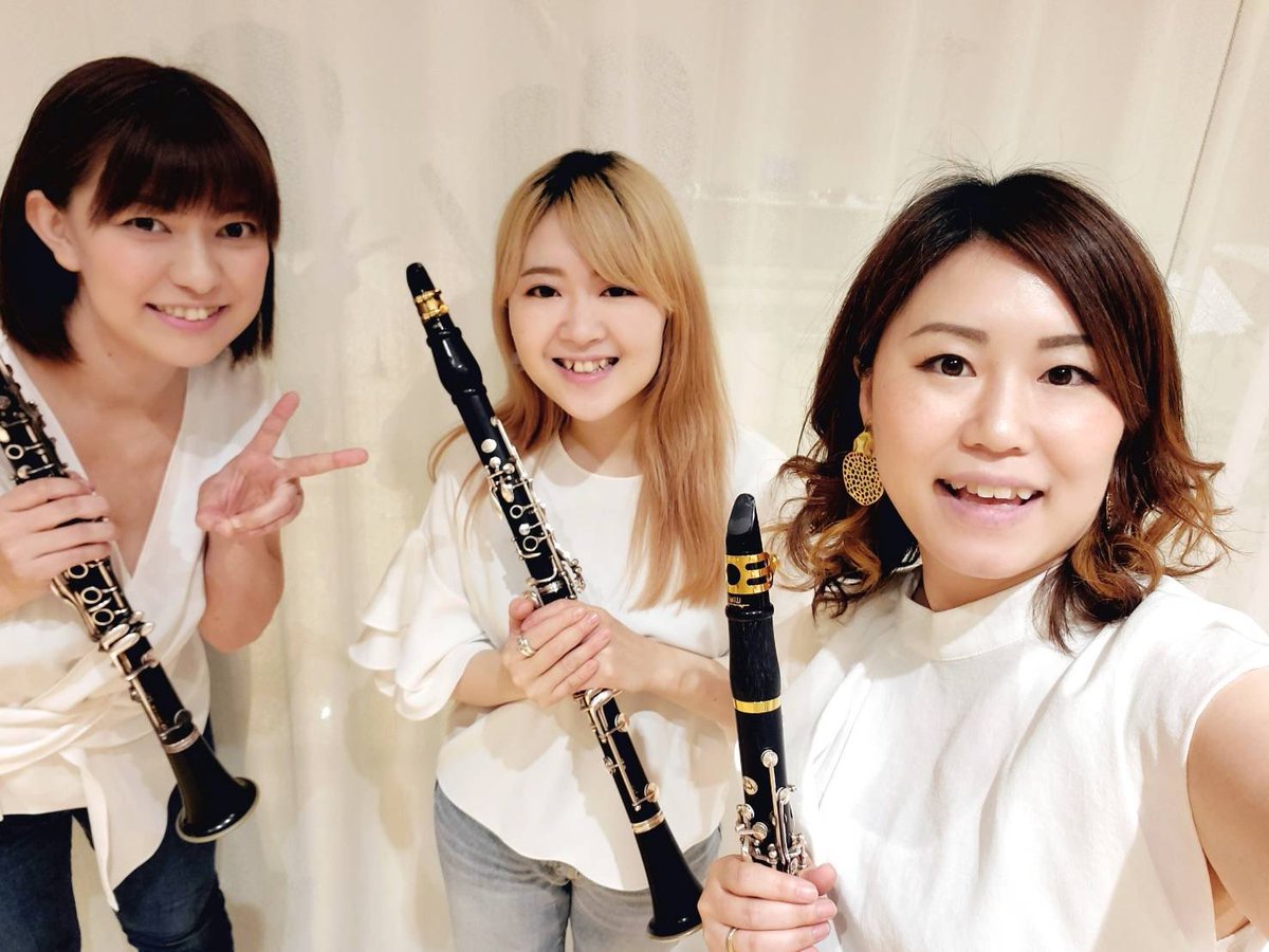 clash_clarinet's tweet photo. 年末のご挨拶③

個人的にたくさーんの変化があった2022年。
皆さんと会える機会は少なかったですが、CLASHの志は続いていて、今新しい挑戦の中にいます！！2023年からの私たちの冒険も、ぜひ見届けていただけたら嬉しいです✨
それではみなさんご一緒に！！
来年も #CLASHしようぜ ！Micina https://t.co/FiUnGUYlmE