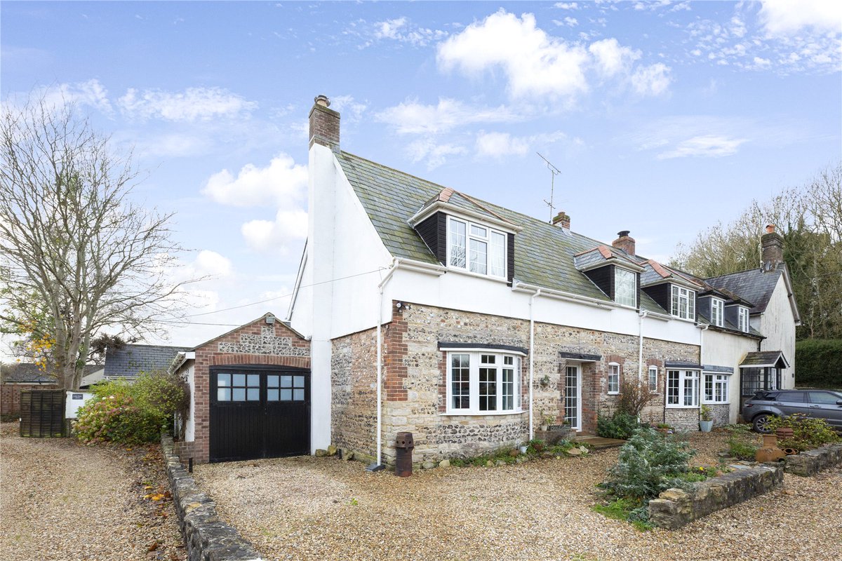 DomvsProperties's tweet photo. ⭐ December's most viewed Sales property! ⭐

Are you looking to sell your property? Visit the following link for a free and instant valuation: https://t.co/PBFRnDs80t 🔗

#EstateAgents #Dorset #Properties #NewHome #DreamHome #FamilyHome #HouseValue #HousePrices https://t.co/Vozs4h11ud