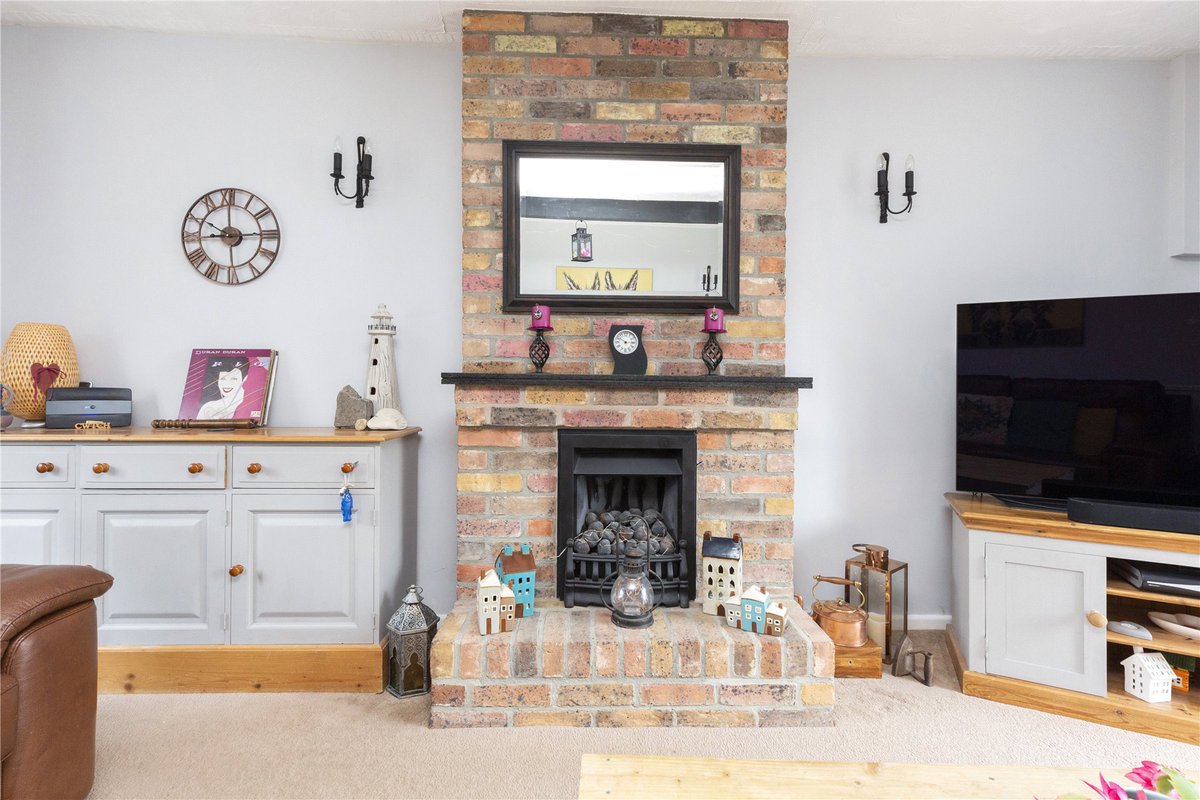 DomvsProperties's tweet photo. ⭐ December's most viewed Sales property! ⭐

Are you looking to sell your property? Visit the following link for a free and instant valuation: https://t.co/PBFRnDs80t 🔗

#EstateAgents #Dorset #Properties #NewHome #DreamHome #FamilyHome #HouseValue #HousePrices https://t.co/Vozs4h11ud