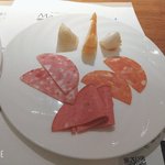 ツイートに含まれる画像