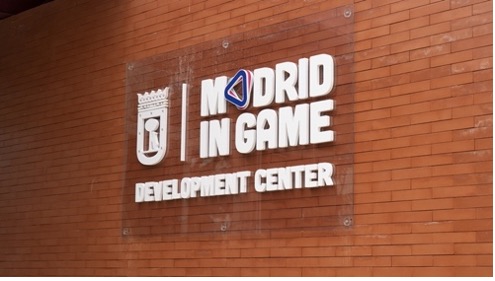MadridinGame's tweet photo. 👀 Descubre el Development Center: nuestro espacio dedicado a la formación y el emprendimiento en el Campus del Videojuego 👇 

https://t.co/di7GIK9JCe https://t.co/zcHs81zlnf