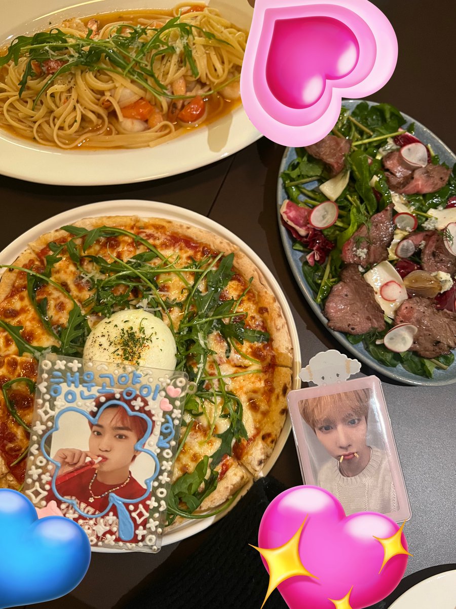 parallelforlove's tweet image. 청량리 독립밀방
여긴 체인점이얌~
근데 파스타랑 피자가 맛있음 ..
어쩌면 내가 다 먹는걸지도 🙄
피자는 꼭꼭꼭 필수로 시키삼~ ㅋ
마지막에 마카롱은 이벤트야 ✌🏻
 #제원이의_먹킷리스트