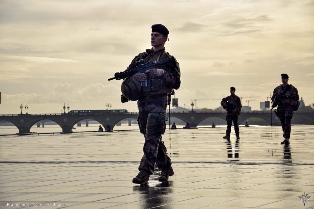 9_BIMa_AdT's tweet photo. #Rétro2022 Marsouins,Bigors,Sapeurs de marine &Bisons ont été engagés en opérations #ToujoursetPartout au cours de 2022. Merci 🙏
#DéTerremination
📸@EtatMajorFR @armeedeterre #6_RG @1er_RIMa
@FierEtVaillant @2eRIMa @3eRIMaVannes @RICM_off @11e_RAMa @1reDivision @troupesdemarine https://t.co/bUUJQpYZ62