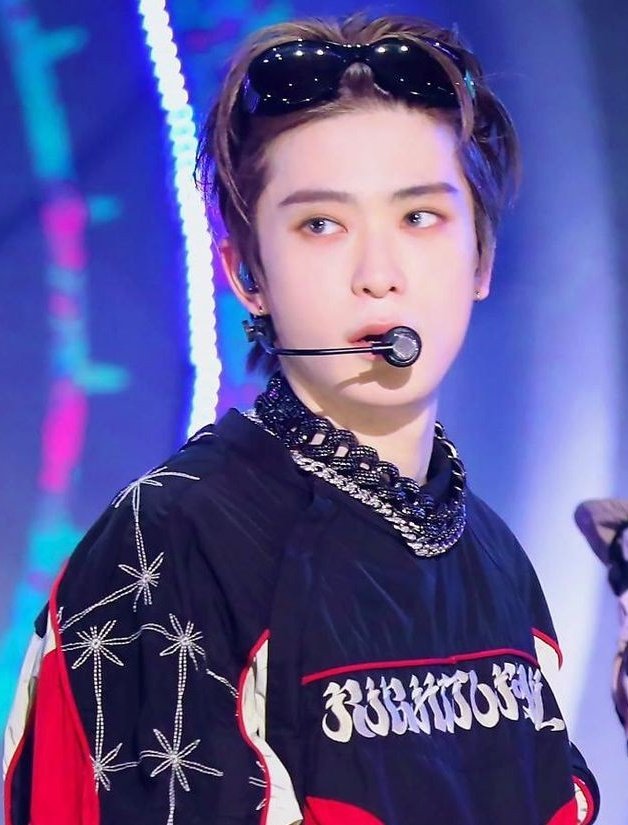 DOJAETENFILE's tweet photo. Jaehyun &amp; Ten on stage >>>> https://t.co/O1OwYzkGCf