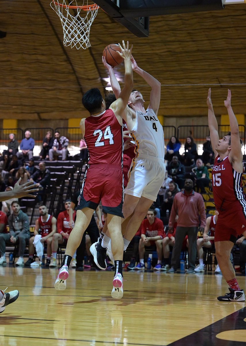 DWinston_Photo's tweet photo. Day 1 action from the Shoveller Memorial Basketball Tournament!!🏀 @gocapersgo  @UPEIPanthers @McGillAthletics @DalTigers @AUS_SUA @USPORTSca https://t.co/jiBGhW3WIU