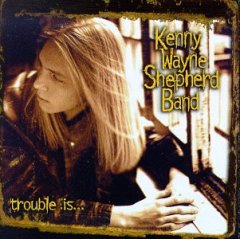 Hell yeah it's #Friday!
 How bout #KennyWayneShepherd  covering #BobDylan

 Everything Is Broken

youtu.be/i47LeHY2Z2Q

Shit doesn't get this fucked up by accident. Nonetheless, try to have a great day. ✌️❤️

🎧 #middaybluesbreak 🔊