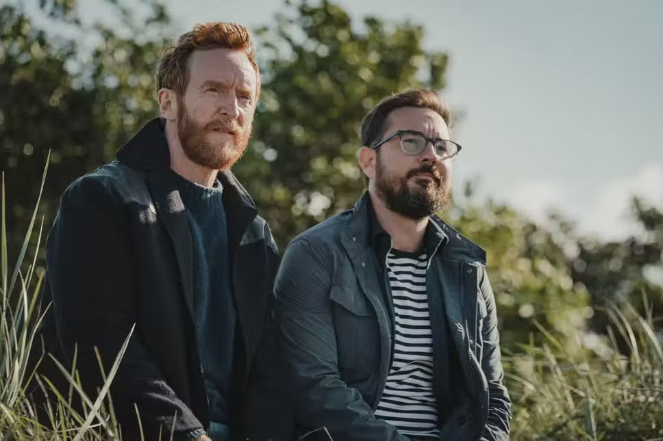 jennyryrie's tweet photo. I wasn’t emotionally prepared to watch the BBC adaptation of #Mayflies. Oh my days, it ripped my heart in two.💔Such a beautiful portrayal of male friendship and superb acting from the full cast. If you’ve not seen it, watch it…but be prepared to cry buckets. Amazing! https://t.co/IjspvlBZf4