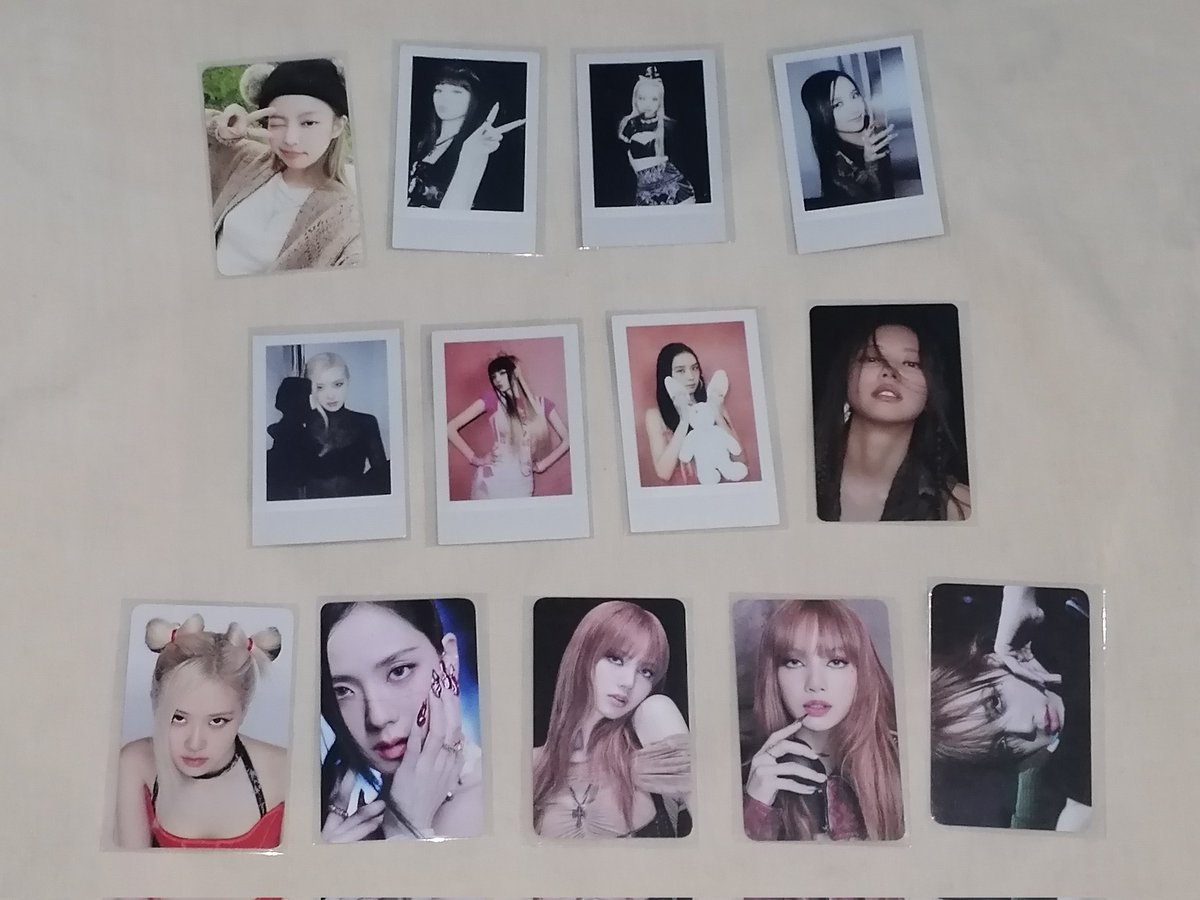 bns4itzy's tweet photo. wts lfb blackpink ph

born pink photocards

- sold as set for ₱1850 long dop (₱1800 payo) 
- prio payo / 4 days res
- sco, flash, ggx direct

t. jisoo jennie lisa rosé jenbear wink peace black pink gray version ver pcs pola ktown4u ktown pob https://t.co/dzTfq1tojp