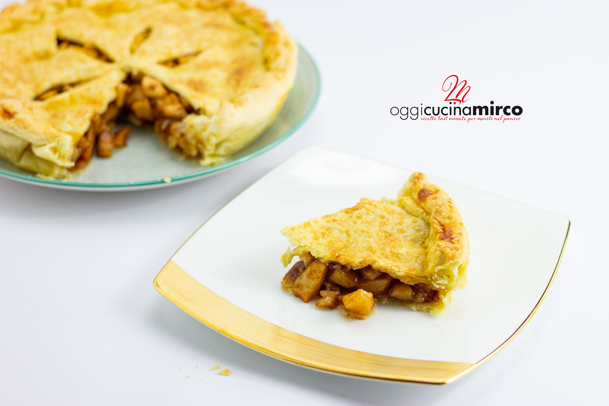 Nuova #ricetta sul blog: apple pie veloce con pasta brisée già pronta! oggicucinamirco.it/apple-pie-con-… #applepie #tortadimele #oggicucinamirco