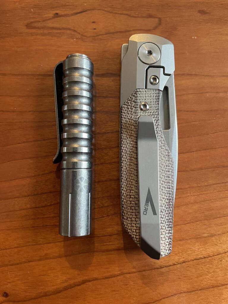 knives_designs's tweet photo. Q4 2022 Carry https://t.co/obnNSFHasa #edc #knife https://t.co/Tv0qA0JdBe