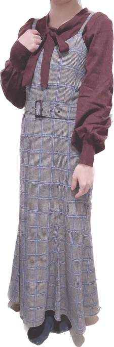 いつも可愛いと思いつつお値段の関係で素通りしてたお店でスカートとワンピース買った!可愛い〜!!ひーん!!! 