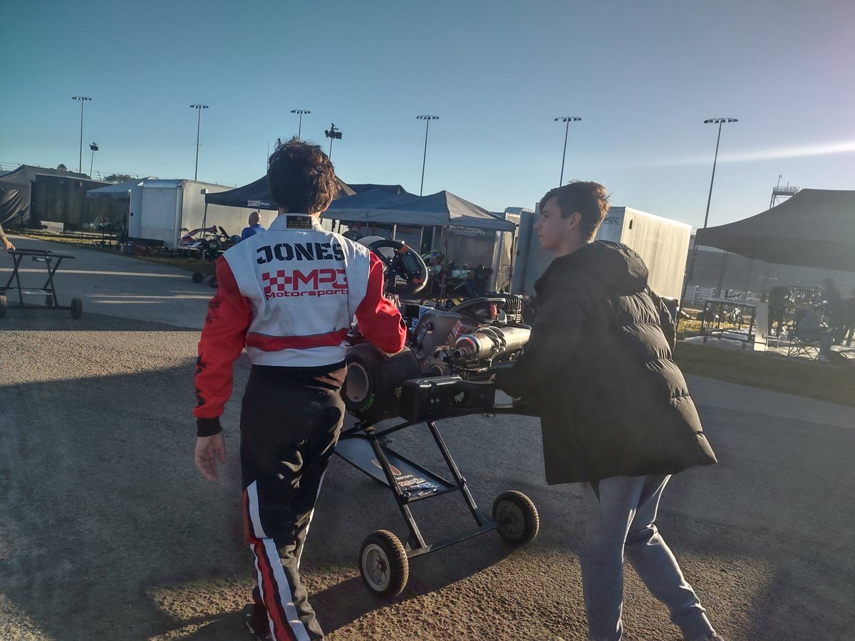 #DaytonaKartWeek Day 3.  Practice starts early! #realdiehl #gojackgo #keepdigging @MPGMotorsports #racefactory #myparentsgarage @Bradeneves