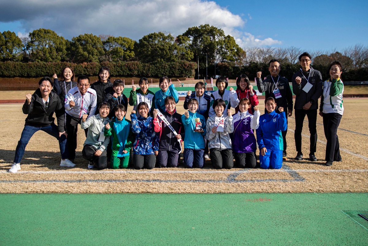 yui___018's tweet photo. #富士山女子駅伝
全日本大学選抜 4位！
みんなと同じチームになれてよかった😭
出会いに感謝🥰♥️
大学最後の駅伝、最高の思い出ができました！！
やっぱり駅伝が大好きです(＾-＾)🎽

走ってる写真、たくさんの方が撮ってくださってて嬉しいです😌 https://t.co/CFRMIFf08w