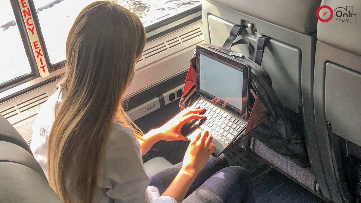 OnliTraveller's tweet image. Get work done on the train or plane with more legroom! The Messenger Tote Pack can attach to the tray table in front of you. See how on our website at onlitravel.com
#onlitravel #traytable #legroom #economyclass #workandtravel #shelf
