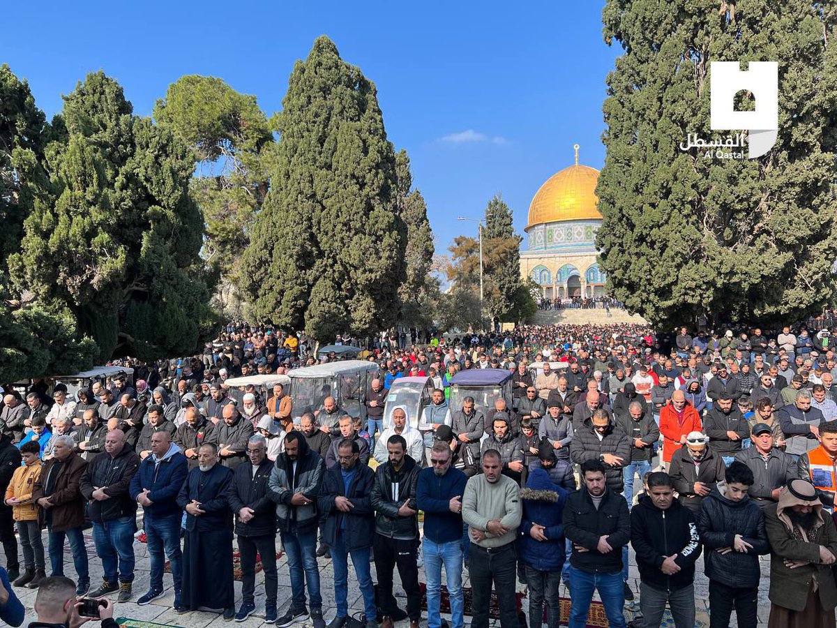 TIMES OF GAZA on Twitter "Despite lsraeli restrictions, 70,000