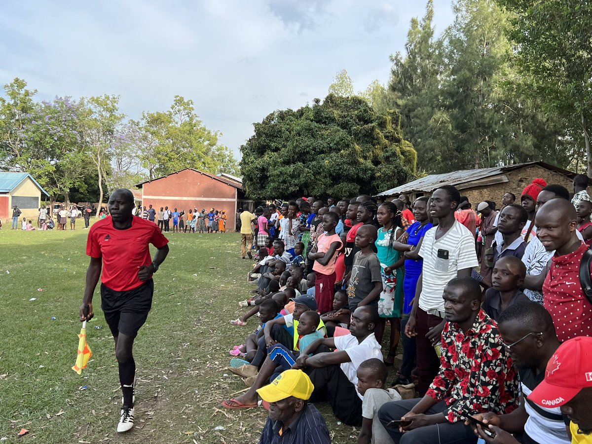 kantai_ole's tweet photo. Great afternoon enjoying a football match between Kokare F.C and Kasogol Kapel F.C as part of Kokare Festivals organized by my good friend Dr. @oita_etyang in Amagoro, Teso North Busia County. https://t.co/a0UsgAILu6