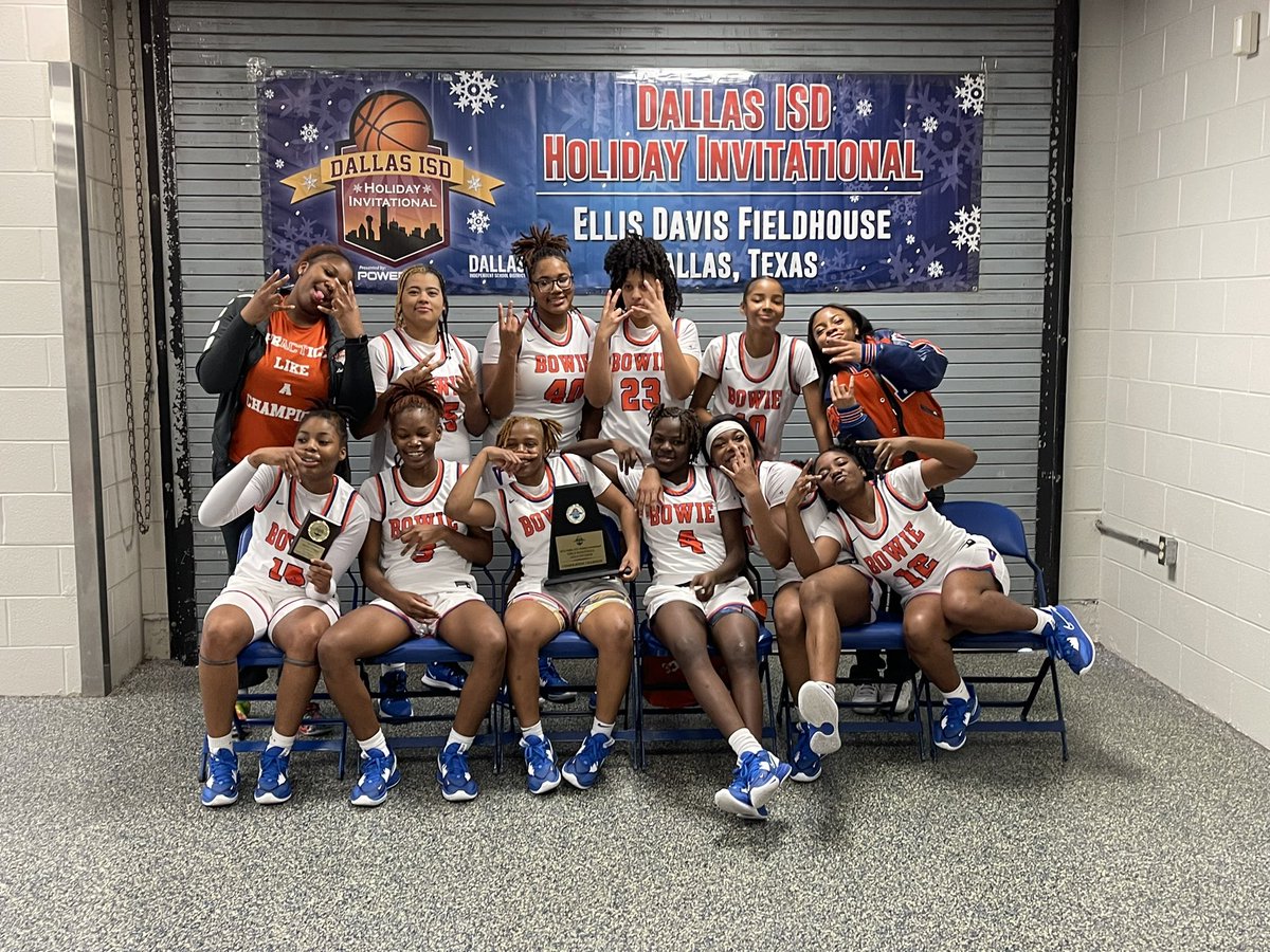 Your Lady Vols are the DISD tourn. Consolation Champs w/ a 47-28 win over
 N. Forney! Proud of ALL of our girls &amp; the fight the last 3 days. 
Record improves to 15-7 ! 
HUGE SHOUTOUT TO <a href="/laii923/">Alaisha Brown</a> for being selected All - Tournament 🥳, proud of you!
<a href="/AustinTGCA/">TGCA</a> <a href="/Tabchoops/">𝙏𝘼𝘽𝘾🏀📋</a>