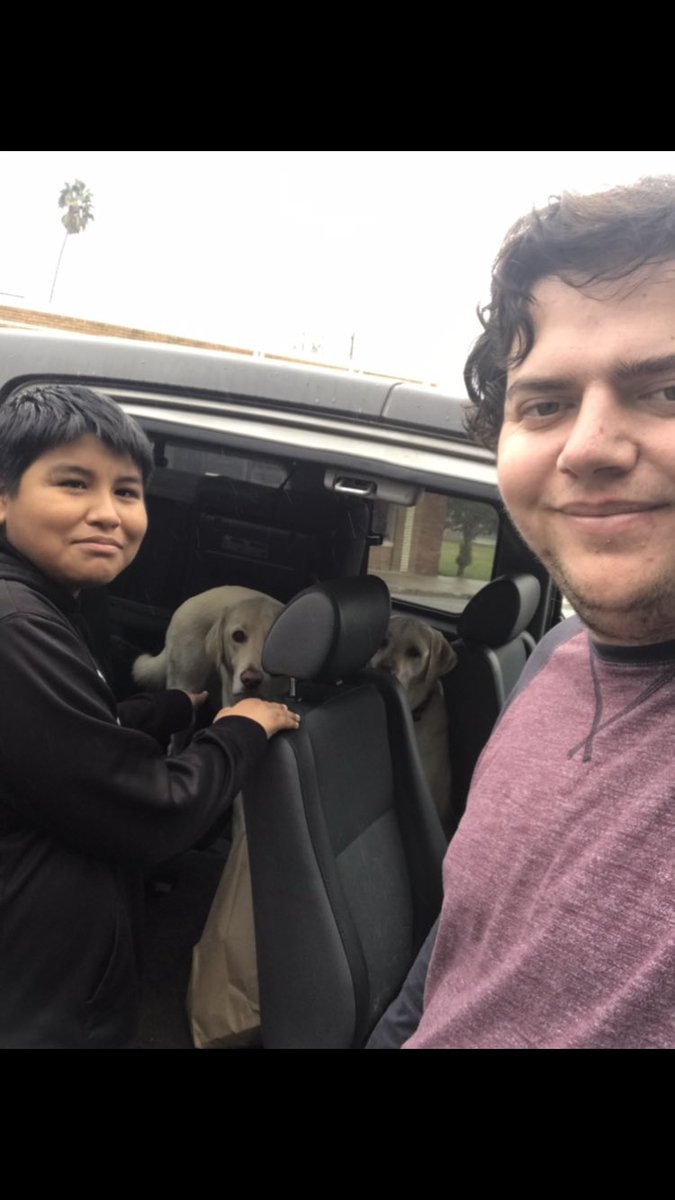 Myles_AlfamaYT's tweet photo. First fan meet up with the one and only @jose11549261!! 🎉🥇#firstfan #fanmeetup https://t.co/EiD7uluYOQ