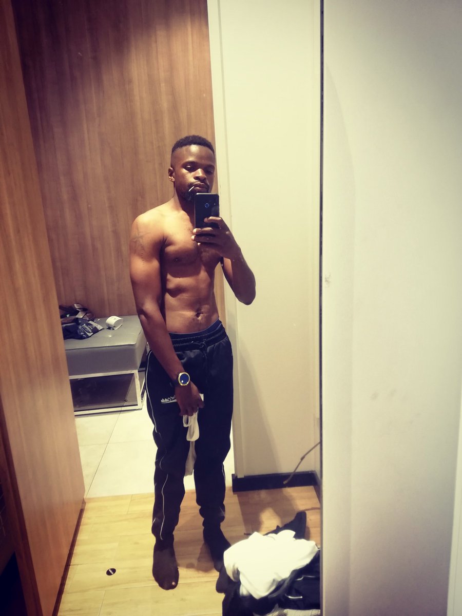 Thomnazo2's tweet photo. @KonkaLive kabza you rock bro more fire 🔥🔥🔥🔥💯 https://t.co/9l2F1XBQ7T