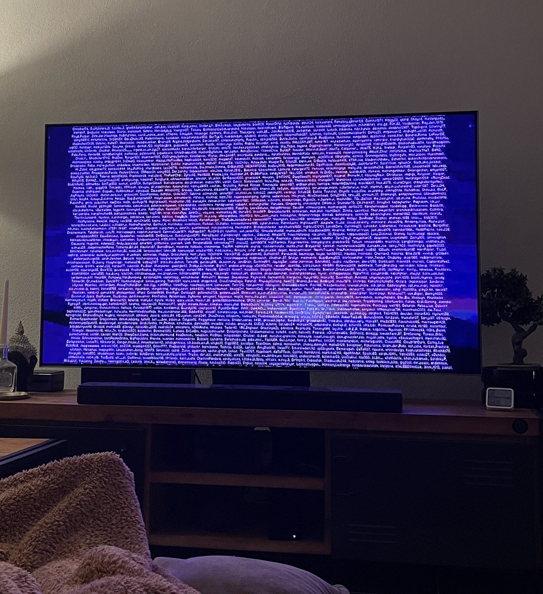 Matrix bei <a href="/Gronkh/">𝑮𝑹𝑶𝑵𝑲𝑯</a> 😂