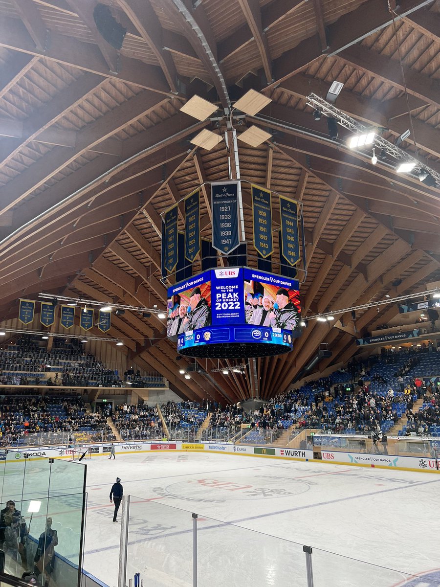 arnaud_juillard's tweet photo. Waiting for the Game #SpenglerCup https://t.co/RohYpgdwPv