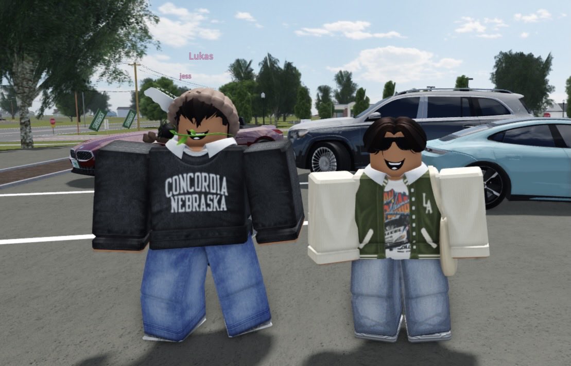 Fighter_RBLX's tweet photo. memories from 2022! https://t.co/Uqwzxq1KtN