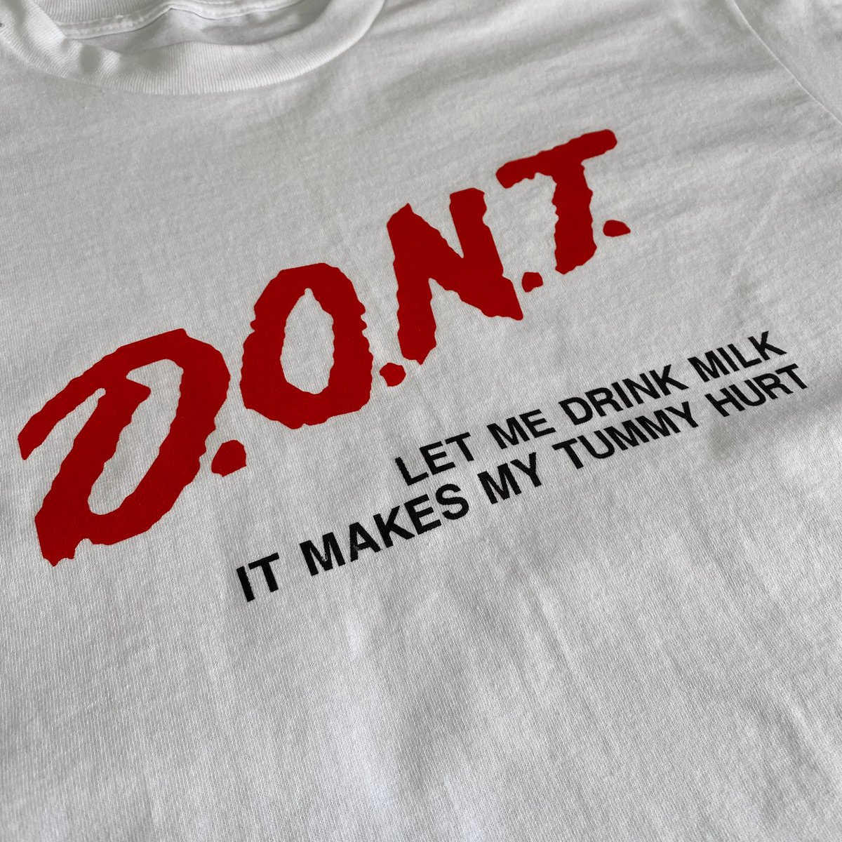 eckzoh's tweet photo. got this shirt for all the lack toes and taller ants Vtubers https://t.co/046PgXS98R