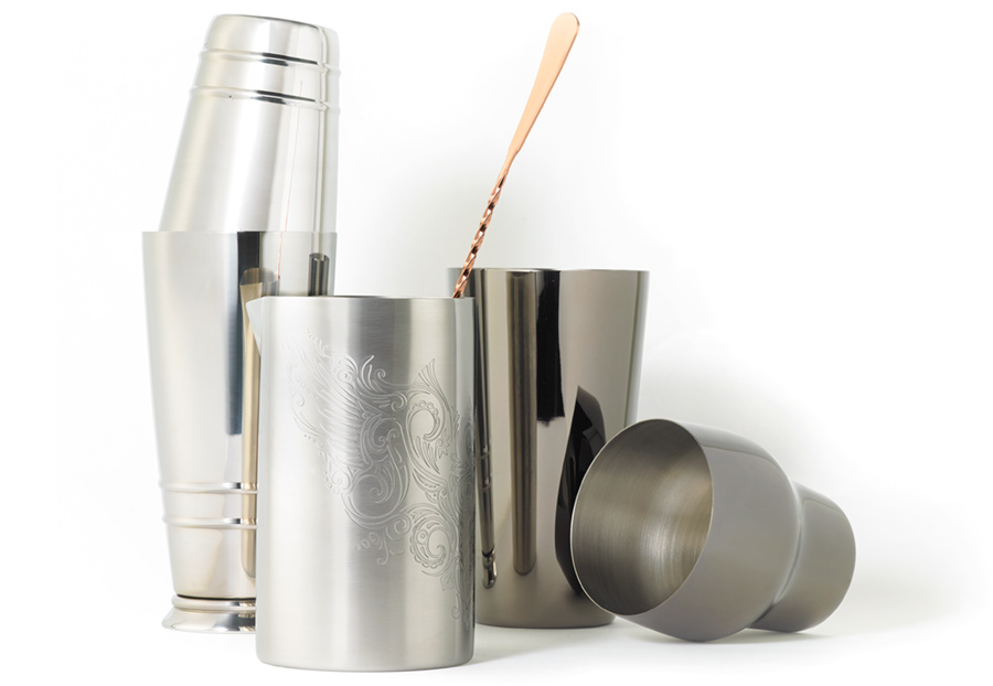 Midwestassoc's tweet photo. The perfect set to make your cocktails this weekend 🍸💙 @barflybymercer 
#mercer #mercerculinary #barfly #barflybymercer #cocktail #mixeddrink https://t.co/Zv7T5W8lNG