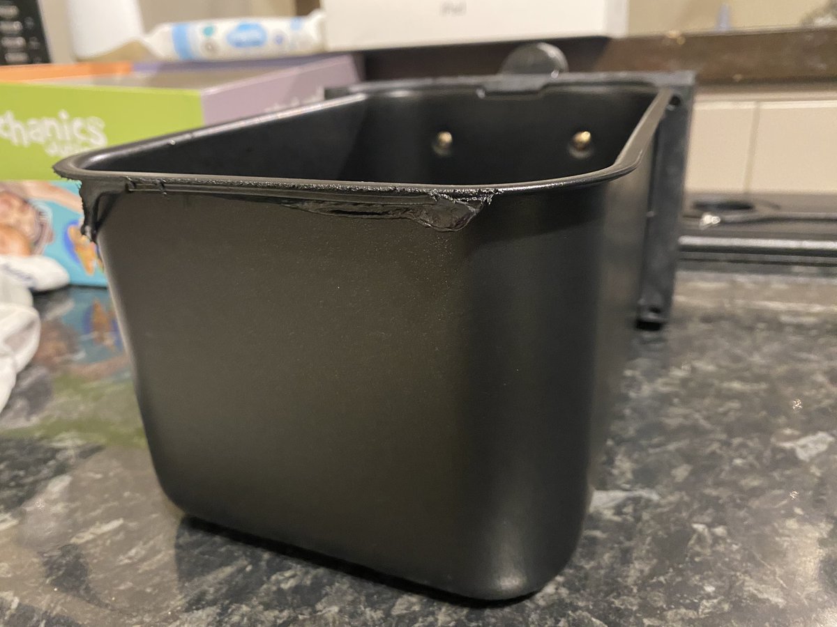 Dazza873's tweet photo. @TowerHousewares first time using my air fryer and I’m pretty sure it’s not supposed to catch fire… very dangerous especially with my young son in the house! https://t.co/BNWsAl8qj6