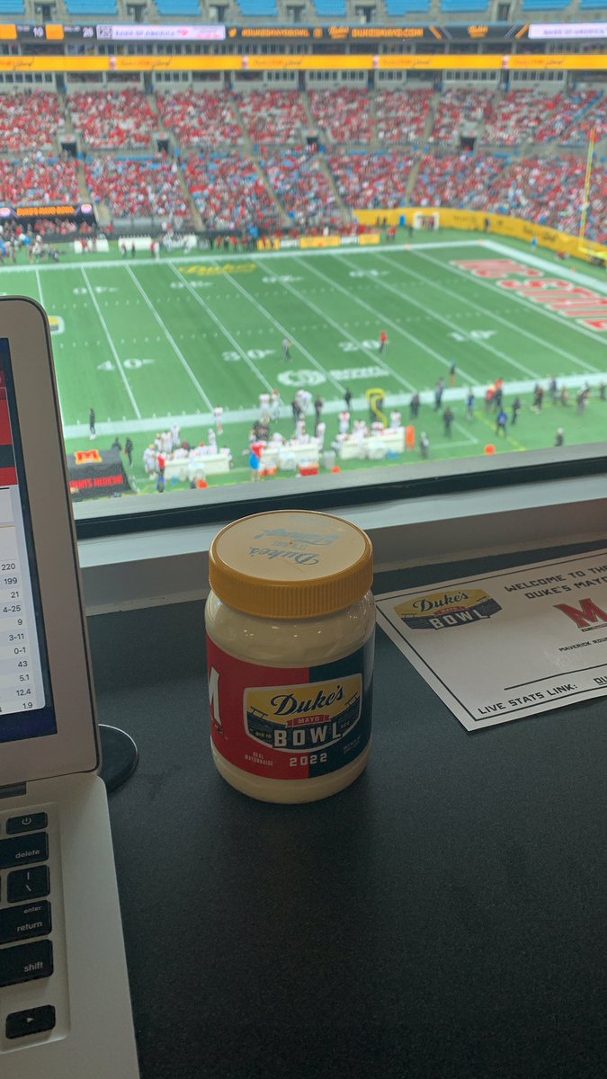 asaforrest20's tweet photo. Alright y’all for every 10 likes this post gets I’ll eat a spoon full of mayonnaise until the end of the game. https://t.co/XcRxgeoJRb