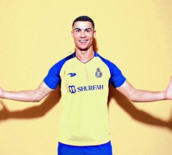 Saud555L's tweet photo. شهر ديسمبر مستحيل ينساه عشاق ميسّي ورونالدو !

18 ديسمبر : ميسي بطلاً للعالم 🏆 
30 ديسمبر : رونالدو رسمياً للنصر 🟡

سيتذكر التاريخ بأن ديسمبر 2022 كشف أكذوبة اعلامية استمرت لسنوات بأن ميسي له منافسين ! https://t.co/FjpaluEvwN