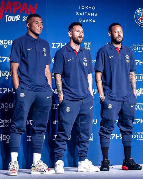 Debbybruno3's tweet photo. They were called farmers just to discredit Messi and PSG

Ejiro will play with the real farmers now 😂 https://t.co/h8X8Viep1Z