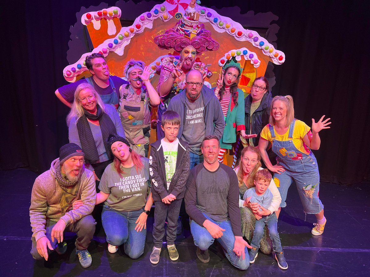 Kerrytots's tweet photo. Panto fun @SandPitTheatre #elfietheelfieelf https://t.co/OrkwPueMFJ