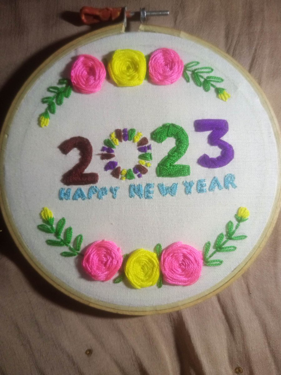 SajidaartDraw's tweet photo. #embroidery #design #Art #Painting #Hand_drawing #Colorado #Artsummary2022 #drawMEI https://t.co/drYRKm9yks