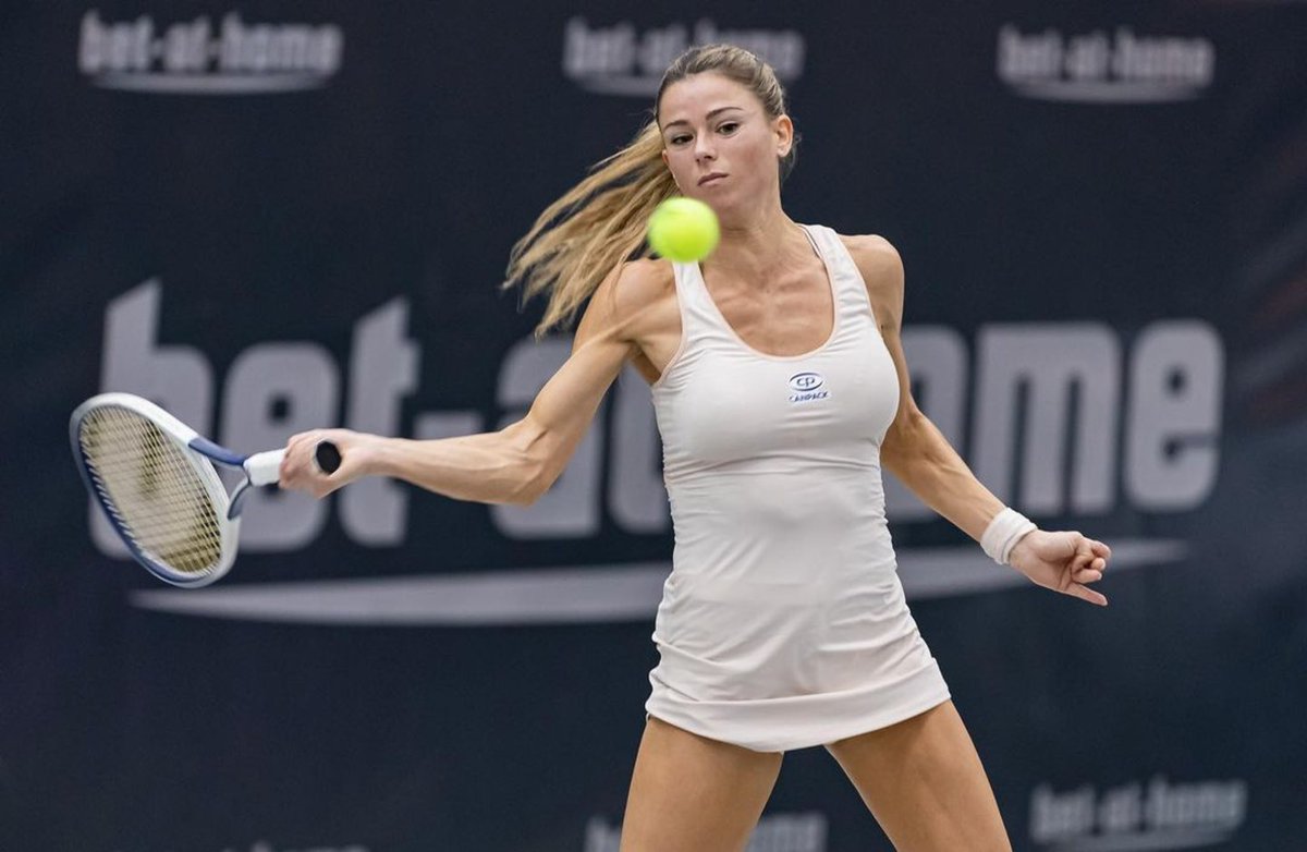 WTALinz's tweet photo. Tanti Auguri, Cami! ๐
๐ธ: GEPA / Getty
#wtalinz #camilagiorgi #2018champ https://t.co/IaUqhOpUqp