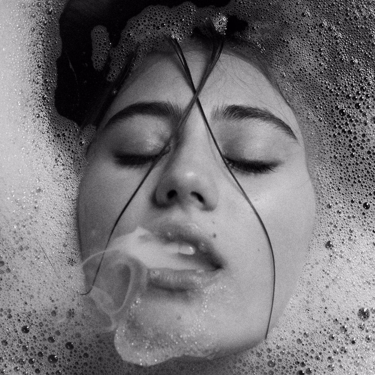 On January 6th I will be releasing my first single of 2023. The song is called ‘Smoking Gun.’ I will also be releasing a YouTube video on Monday explaining some of the things I have been through so I can finally start this new chapter of my life. Much love xx