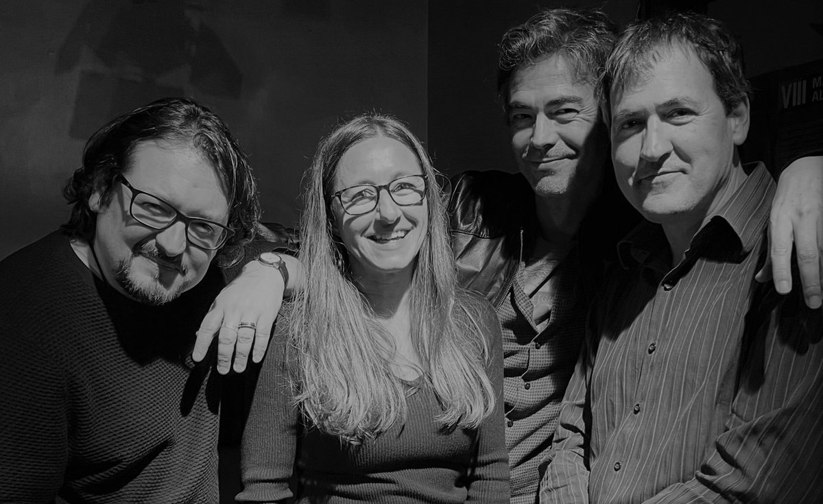 quatregotes's tweet photo. Acabem l'any agraïts per la confiança, emocionats per l'acollida, programant "In Memoriam" més enllà de l'#AnyFerrater i enfilant nous projectes.
"Érem feliços.
Ho érem tots junts i ho érem sempre i molt"
@AnyFerrater https://t.co/UF9ZE9Ja1p