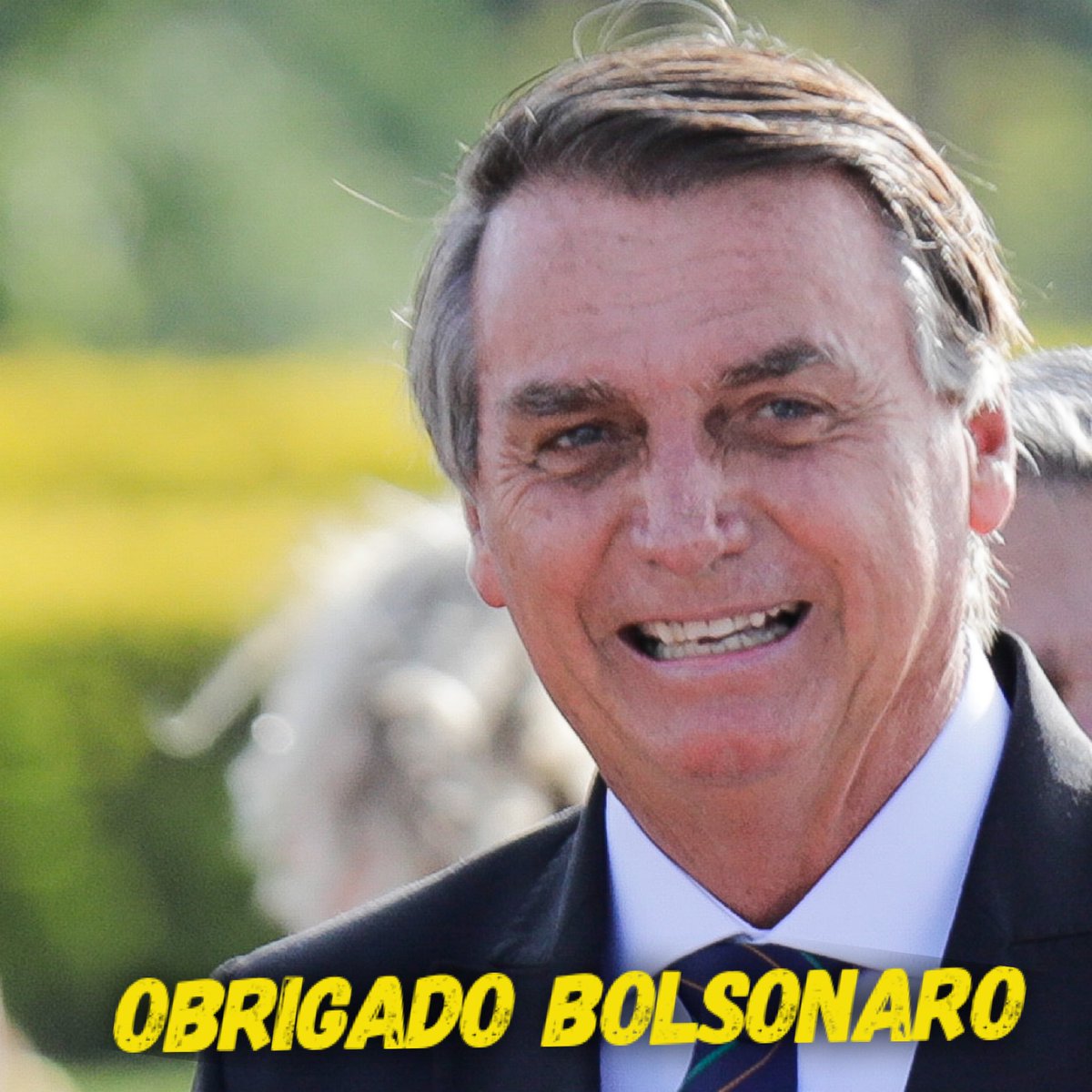 GRATIDÃO.   Tivemos um presidente que sempre respeitou nossas famílias, nossa fé e nossa liberdade.  E não nos roubou.  Fez tudo que era possível pra não chegar nesta situação. Ganhamos juntos e perdemos juntos mas continuaremos lutando.  Obrigado presidente , Deus o abençoe.