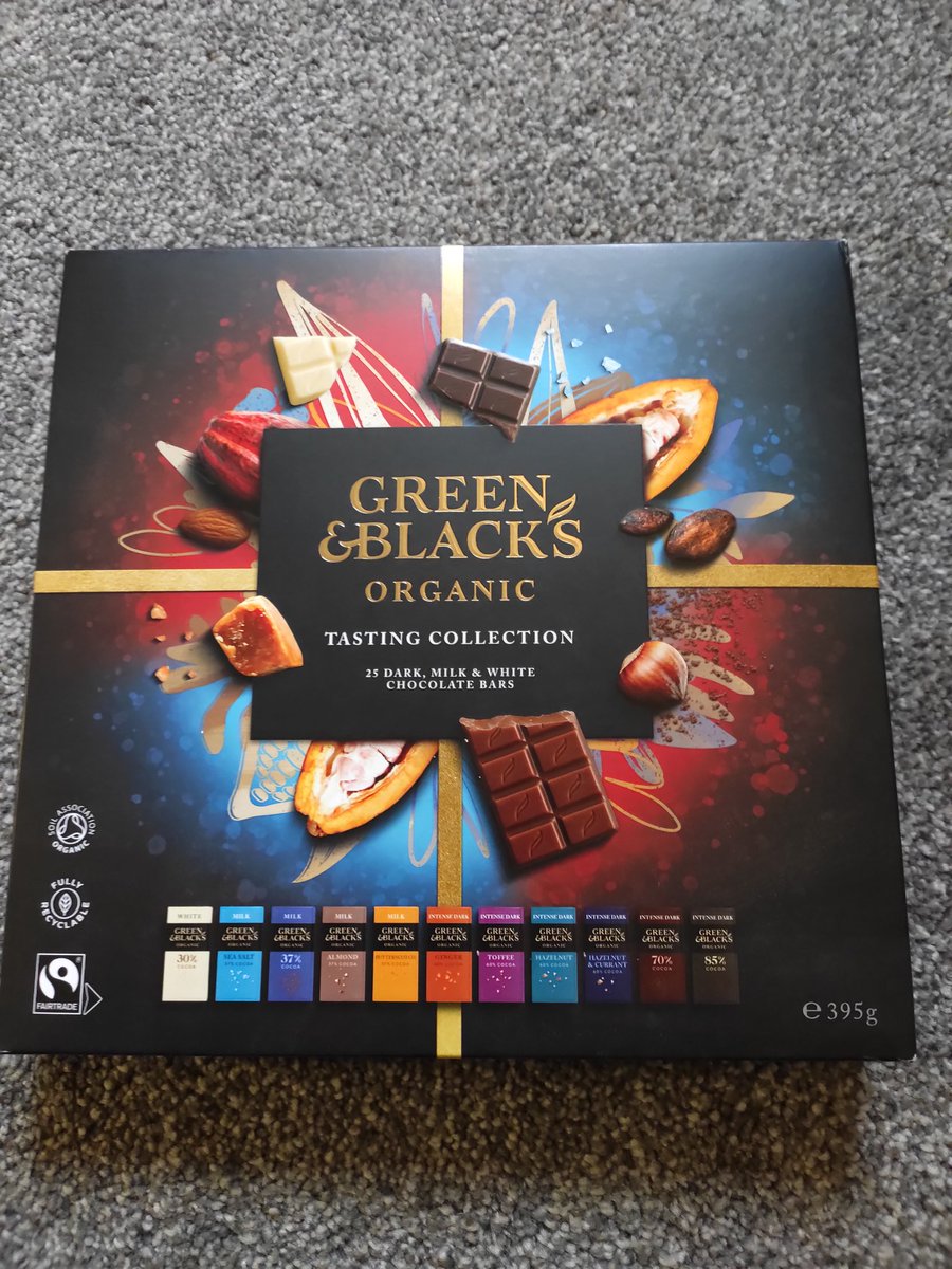 bazzygee's tweet photo. @greenandblacks well I am devastated. Just opened this Christmas gift and one of the baby chocolate bars has already left the building. I guess it could be worse, it could have been a flavoured one, but it's been some time since such a small thing upset me sooooo much!!!! https://t.co/kPCh8EKhTO